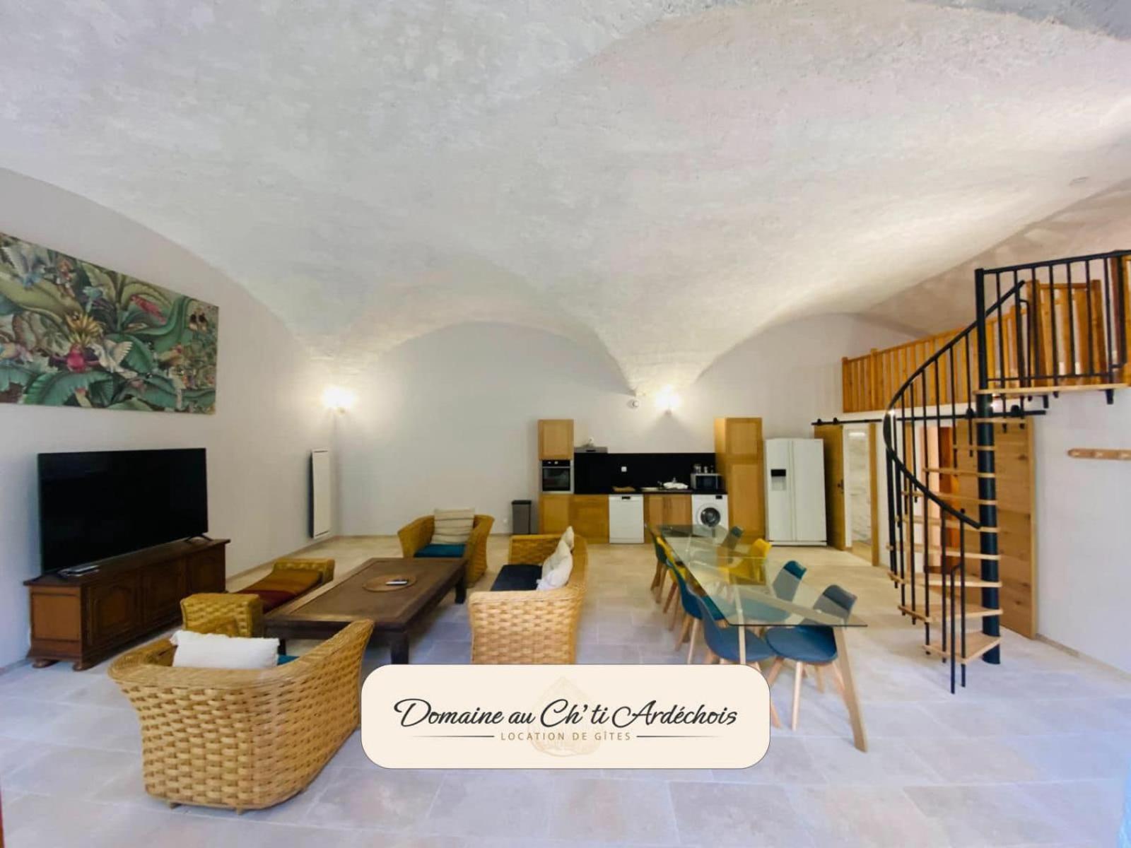 Gite De Groupe - Domaine Au Ch'Ti Ardechois Rochessauve المظهر الخارجي الصورة